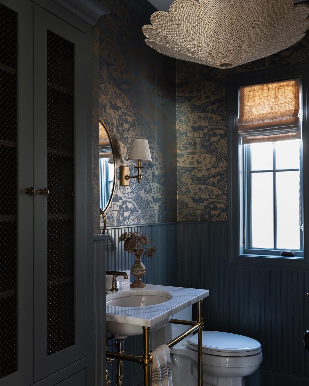 Creating a Moody Bathroom Decor: Tips, Ideas, and Inspiration